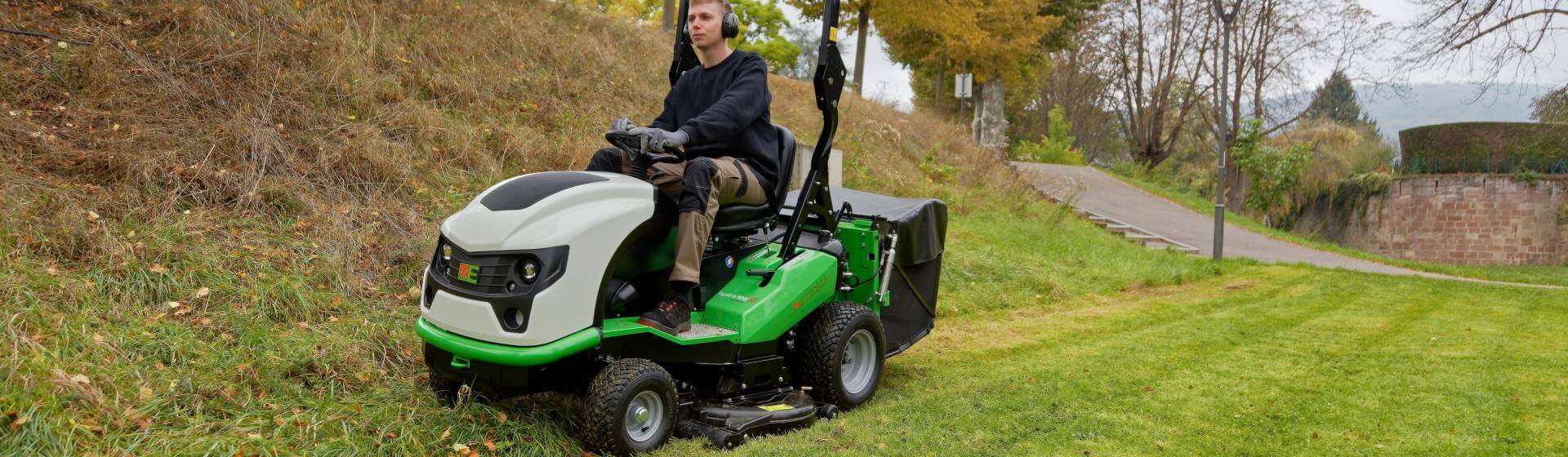 Etesia Zitmaaiers HYDRO 100 MK124