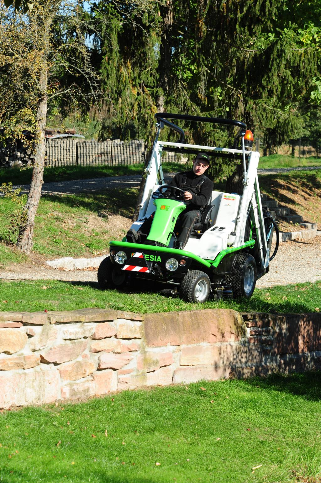 Etesia Zitmaaiers Hydro 124DL