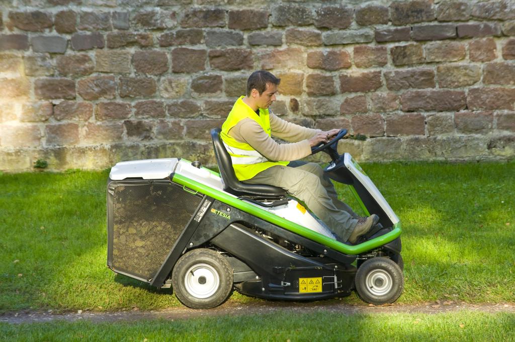 Etesia Zitmaaiers Hydro 80 MKHP3