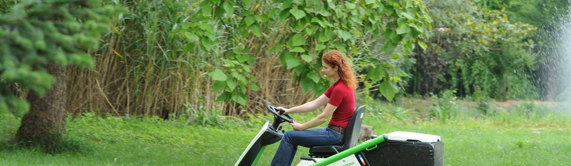 Etesia Zitmaaiers Bahia 2 MBHE 2