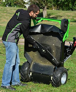 Etesia Rusterreinmaaiers Attila AH75