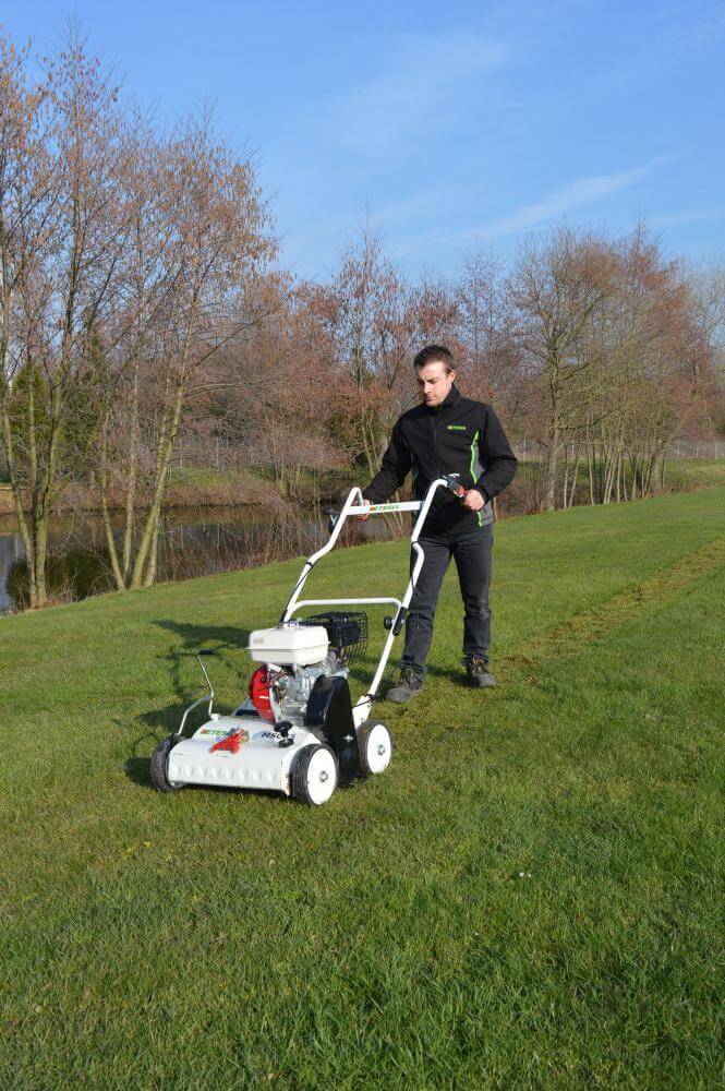MSC45 Etesia Scarificateur